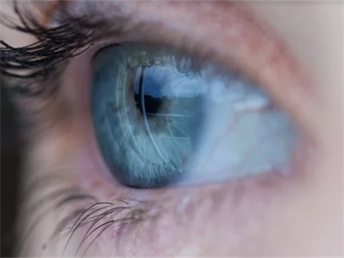 结膜炎症状有哪些